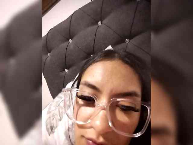 abriana-quintana webcam