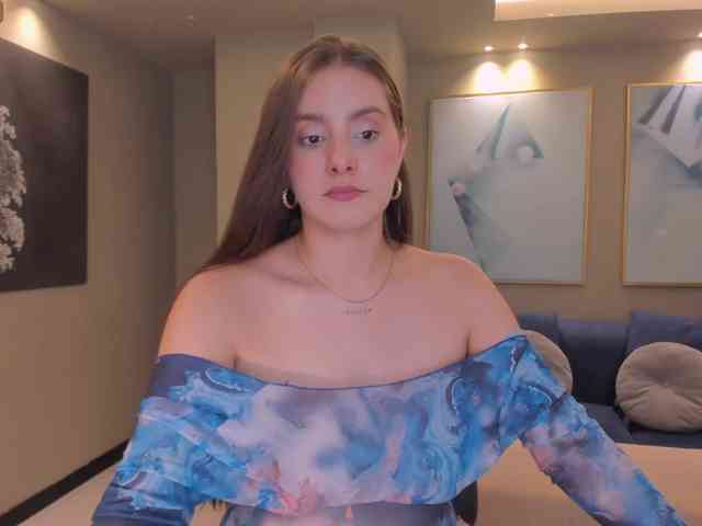 ZoeyWalker webcam