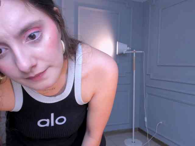 ZoeyWalker webcam
