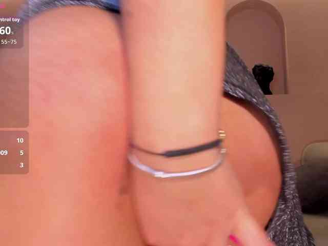 EmilyJohnson1 webcam