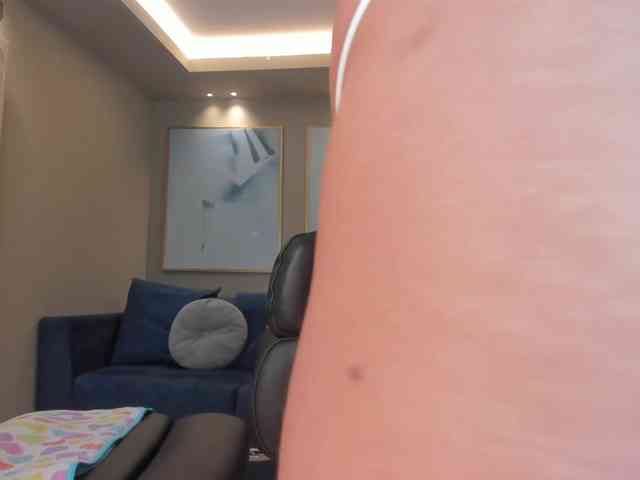 EmilyJohnson1 webcam