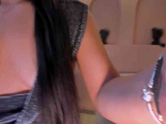 EmilyJohnson1 webcam