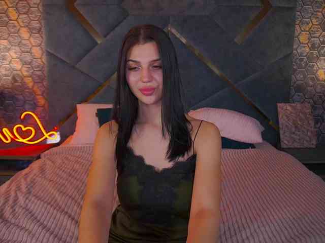 KamilaVibes webcam