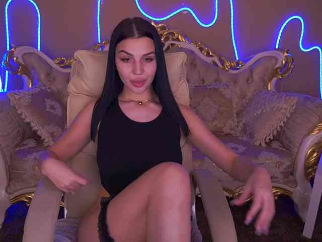 KamilaVibes webcam