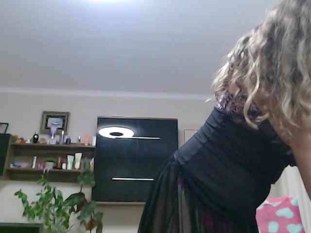 SophiaBoone webcam