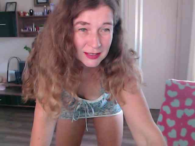 SophiaBoone webcam