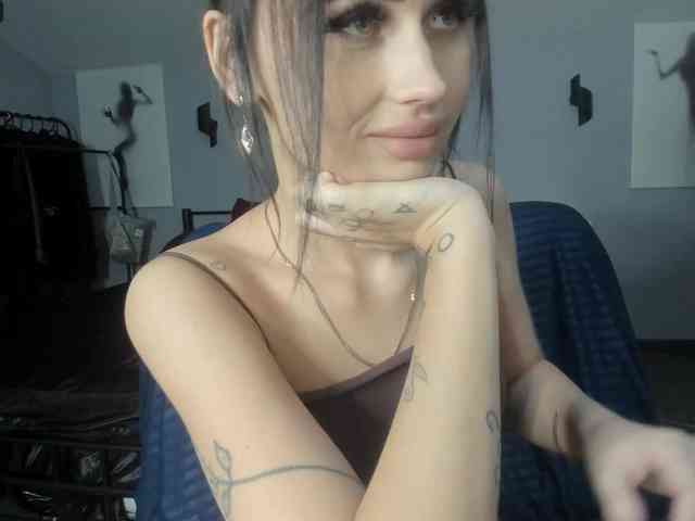 LisaJohnson webcam