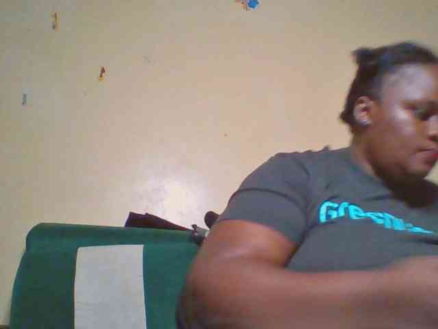 Trapqueen1 webcam
