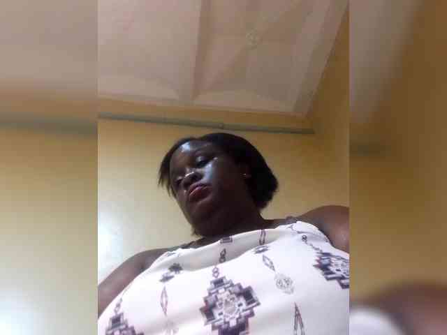 Trapqueen1 webcam