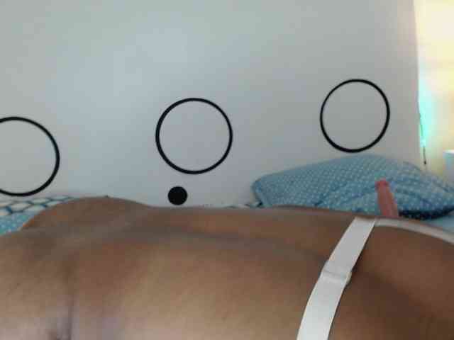 TinnaTaylor webcam
