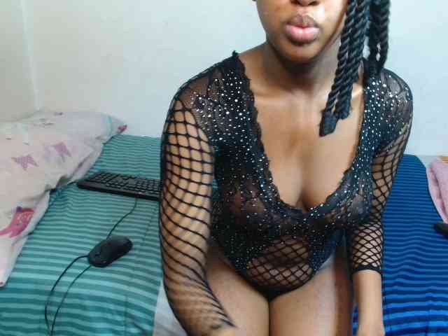 MidnightSin webcam