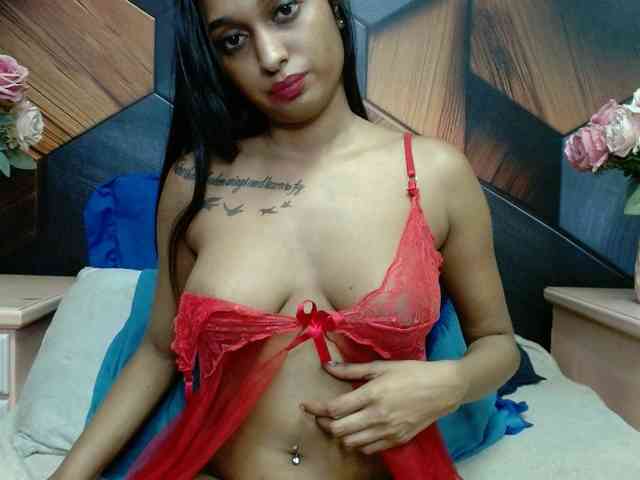 LusciousIndian webcam