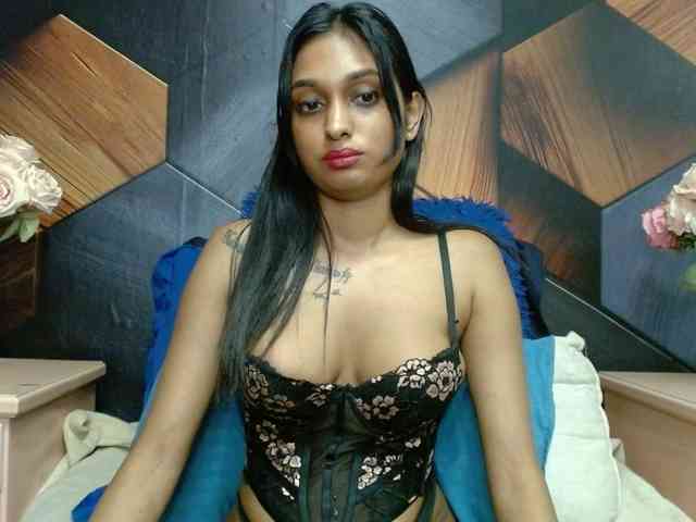 LusciousIndian webcam