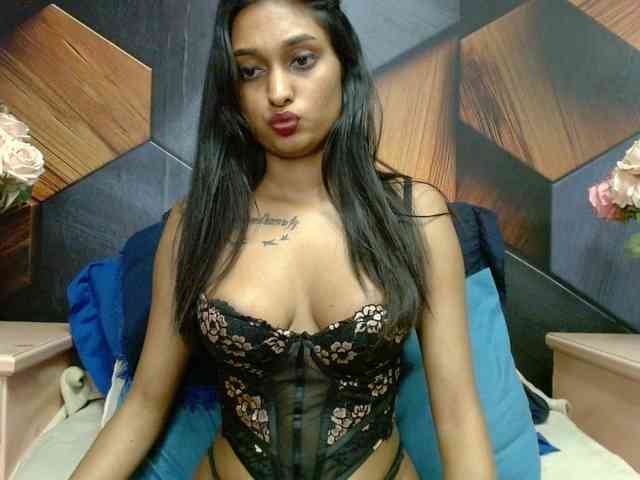 LusciousIndian webcam