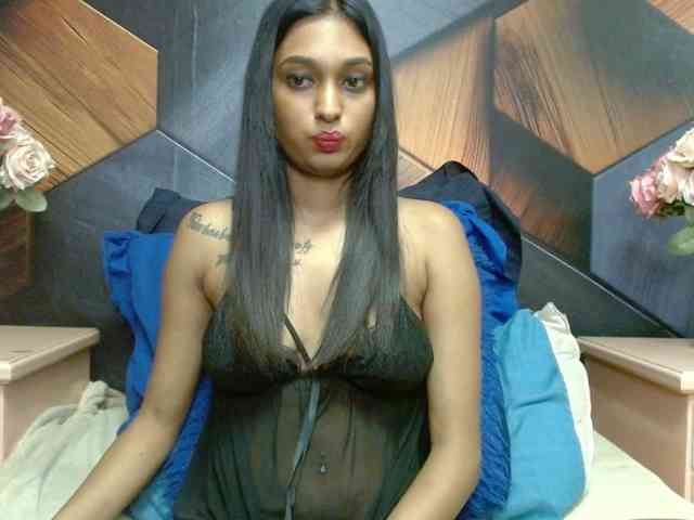 LusciousIndian webcam