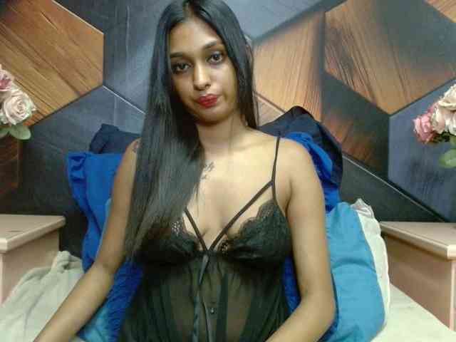 LusciousIndian webcam