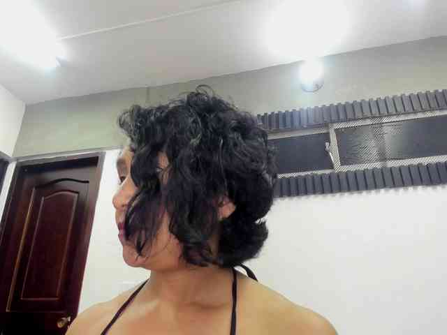 emperatris-23 webcam