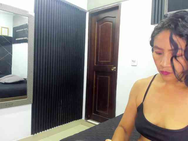 emperatris-23 webcam