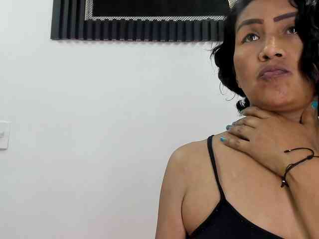 emperatris-23 webcam