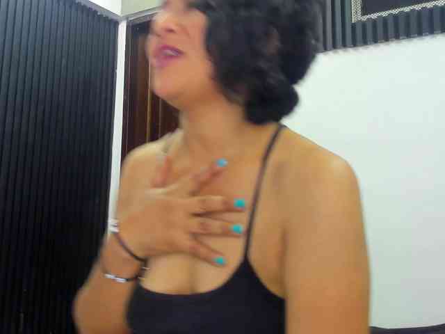 emperatris-23 webcam