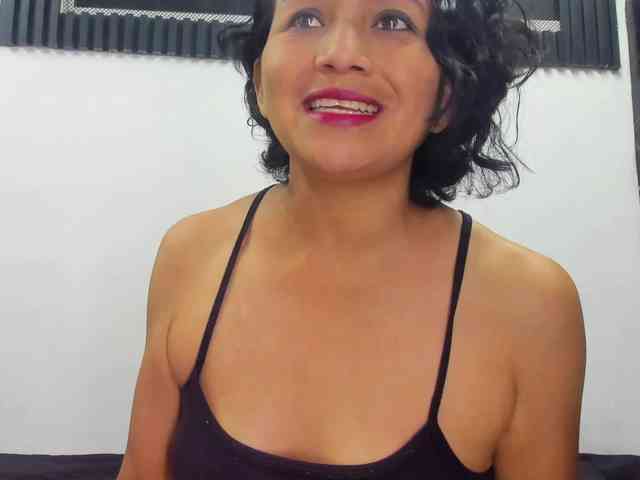 emperatris-23 webcam