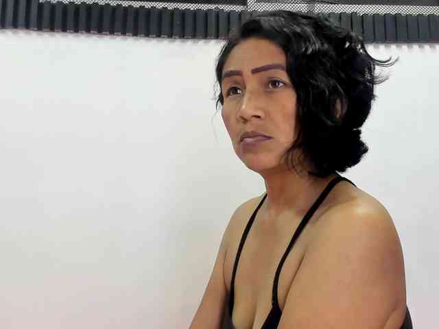emperatris-23 webcam