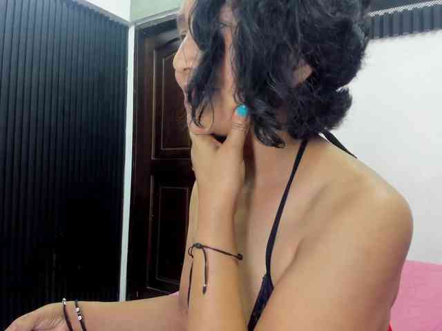 emperatris-23 webcam