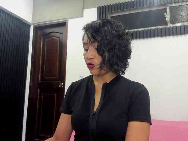 emperatris-23 webcam