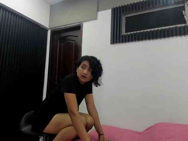 emperatris-23 webcam