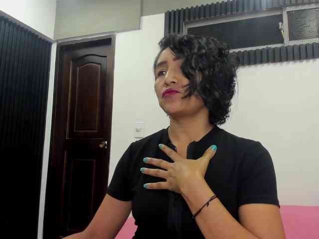 emperatris-23 webcam