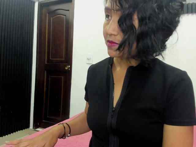 emperatris-23 webcam