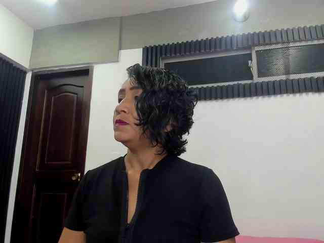 emperatris-23 webcam