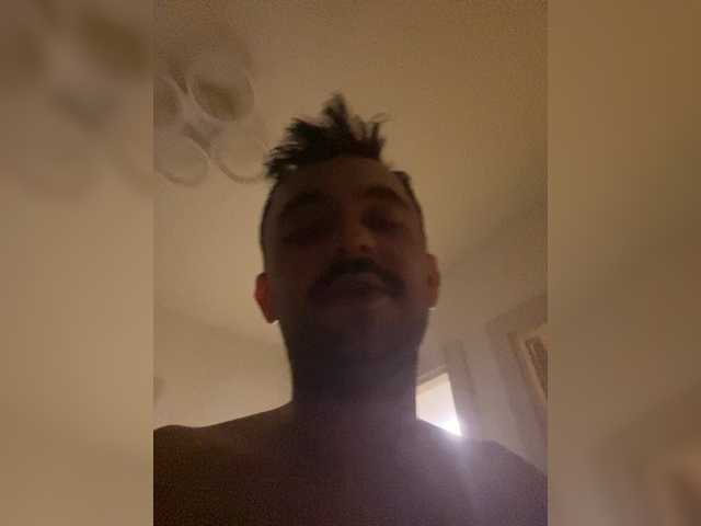 Vai a chattare su Alyonushka-And-Ivanushka Alyonushka-And-Ivanushka