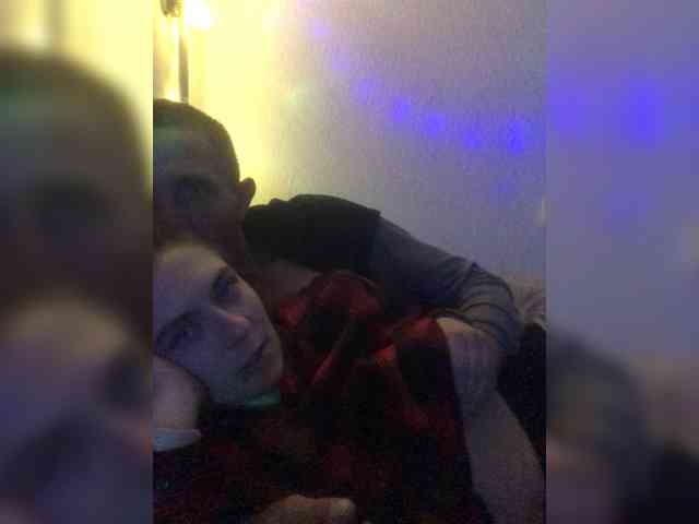 Twolatte1520 webcam