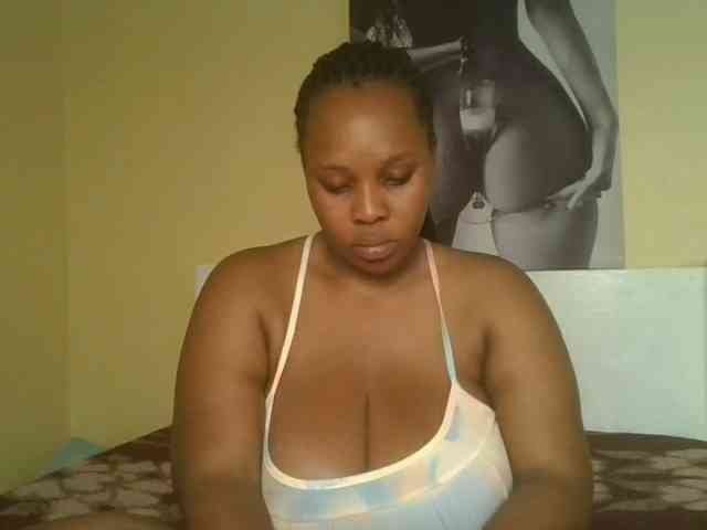 Queenlily25 webcam