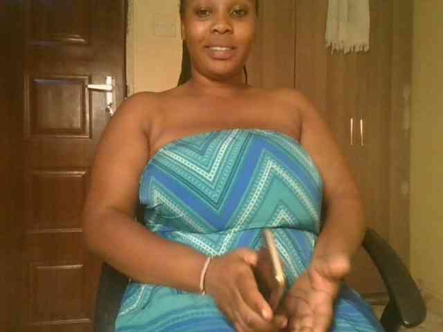 Queenlily25 webcam