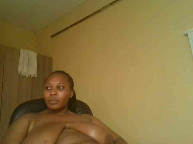 Queenlily25 webcam