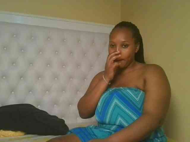 Queenlily25 webcam