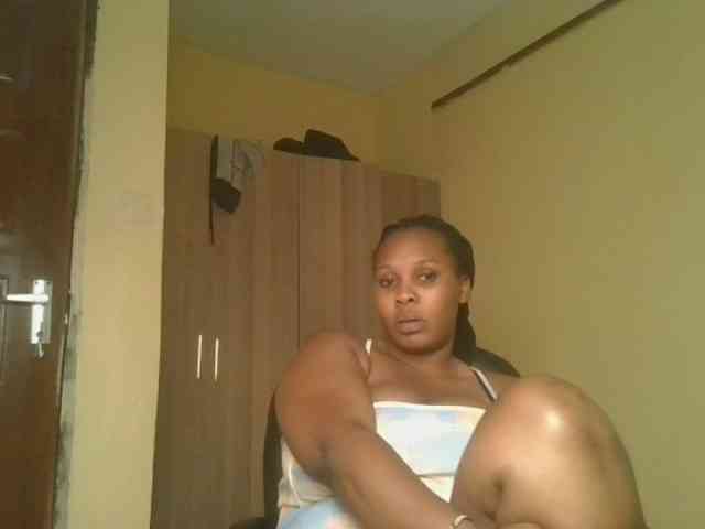 Queenlily25 webcam