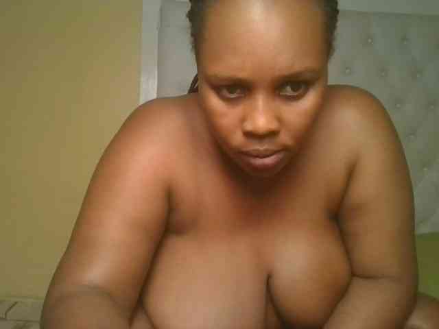 Queenlily25 webcam