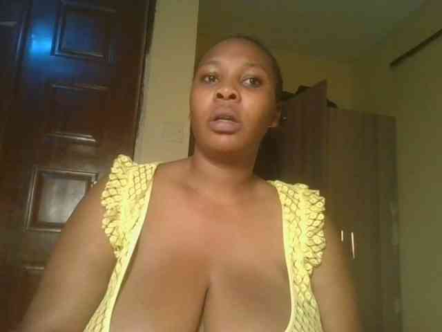 Queenlily25 webcam