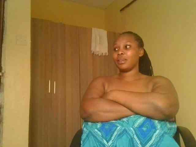 Queenlily25 webcam