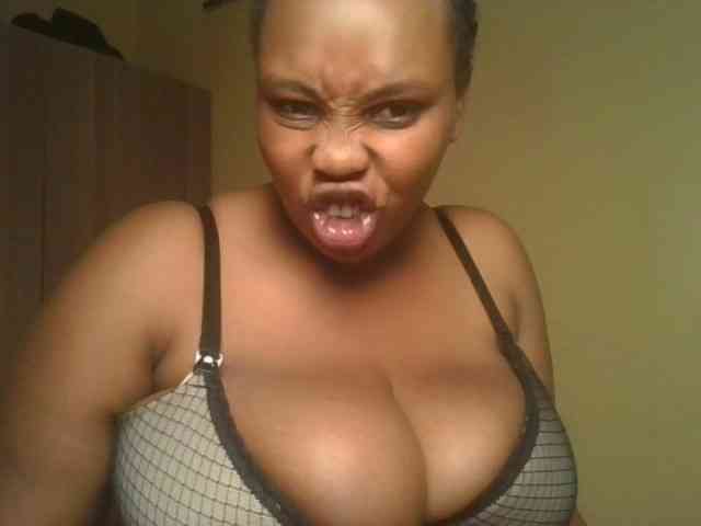 Queenlily25 webcam