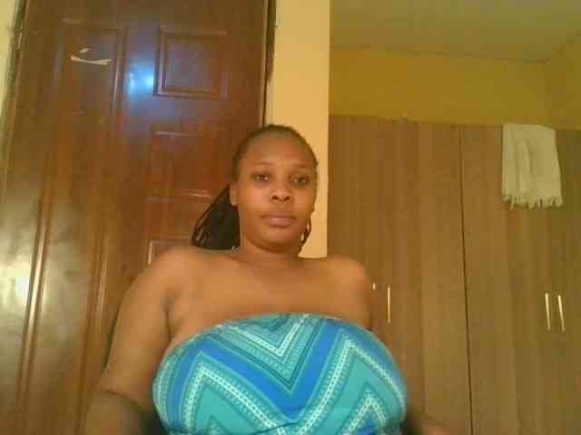 Queenlily25 webcam