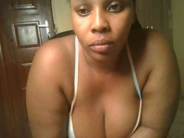 Queenlily25 webcam
