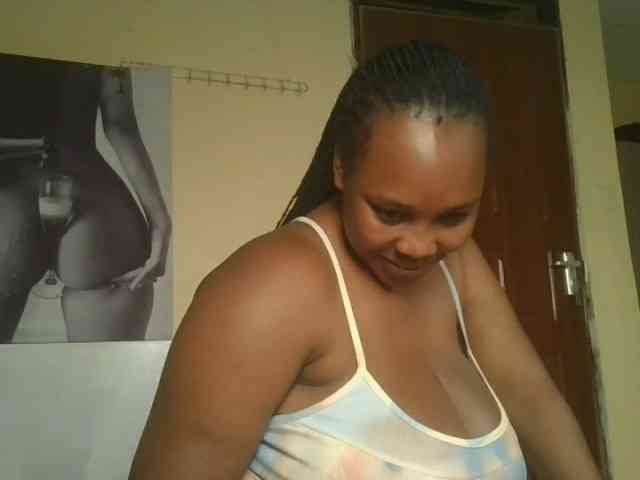 Queenlily25 webcam