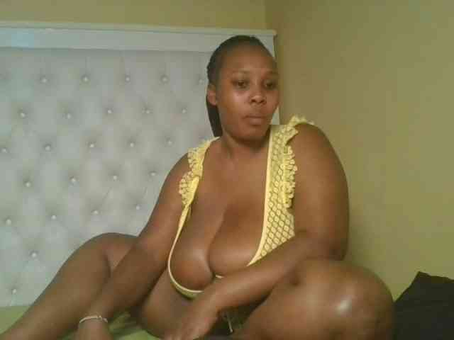 Queenlily25
