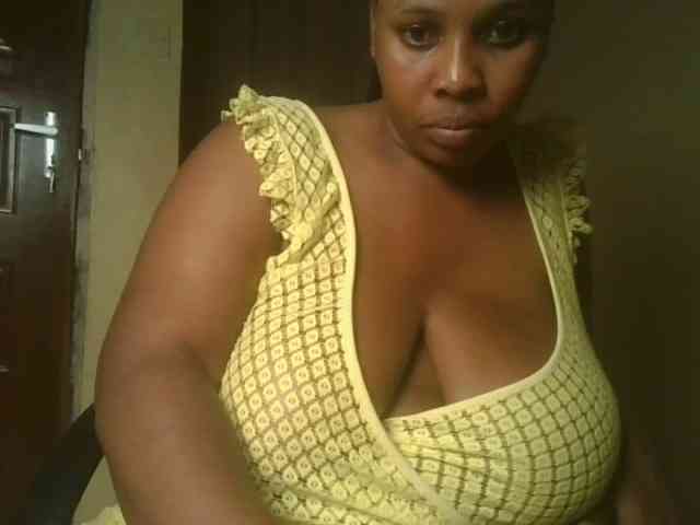 Queenlily25 webcam