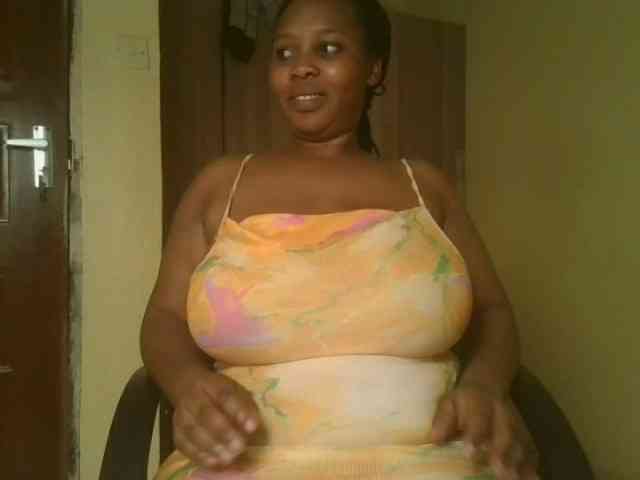 Queenlily25 webcam