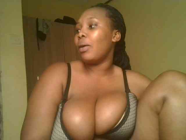 Queenlily25 webcam